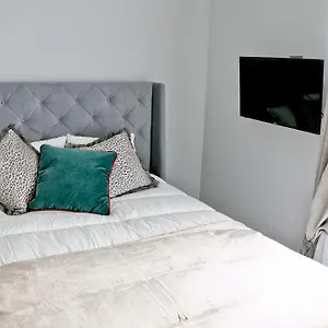https://elegant-city-center-apartment-7b.krakowhotelspoland.com